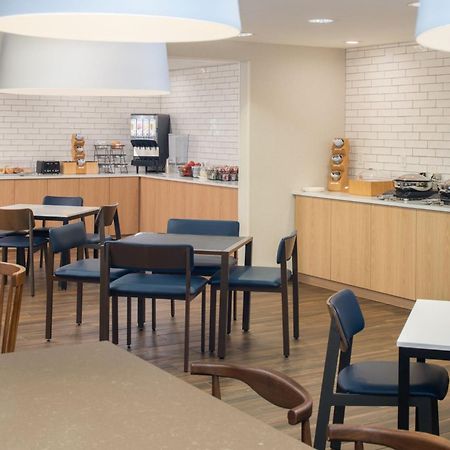 Fairfield Inn & Suites By Marriott Portland Airport Екстериор снимка