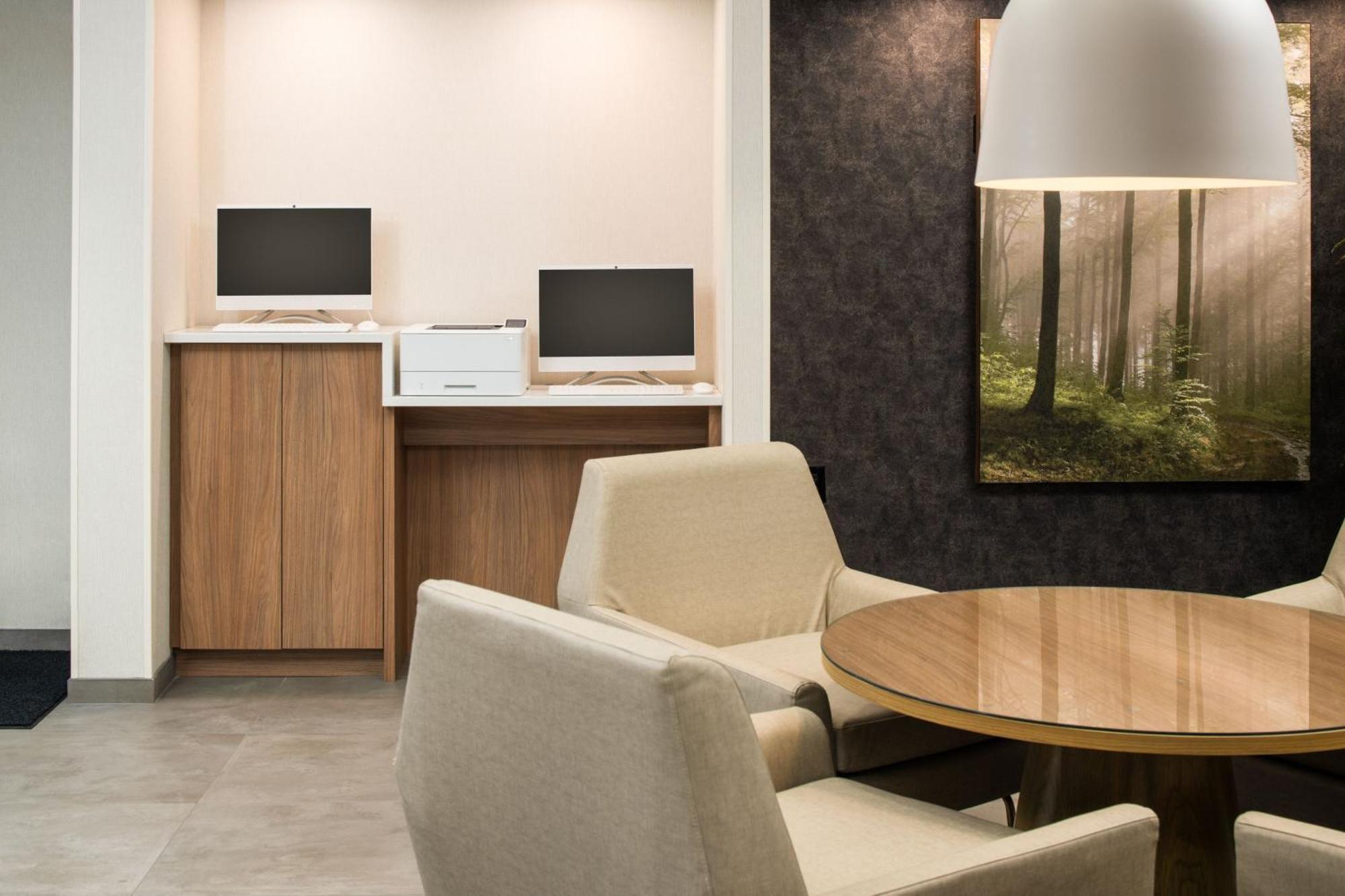 Fairfield Inn & Suites By Marriott Portland Airport Екстериор снимка